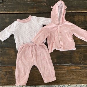 3-piece Gap 0-3 month outfit